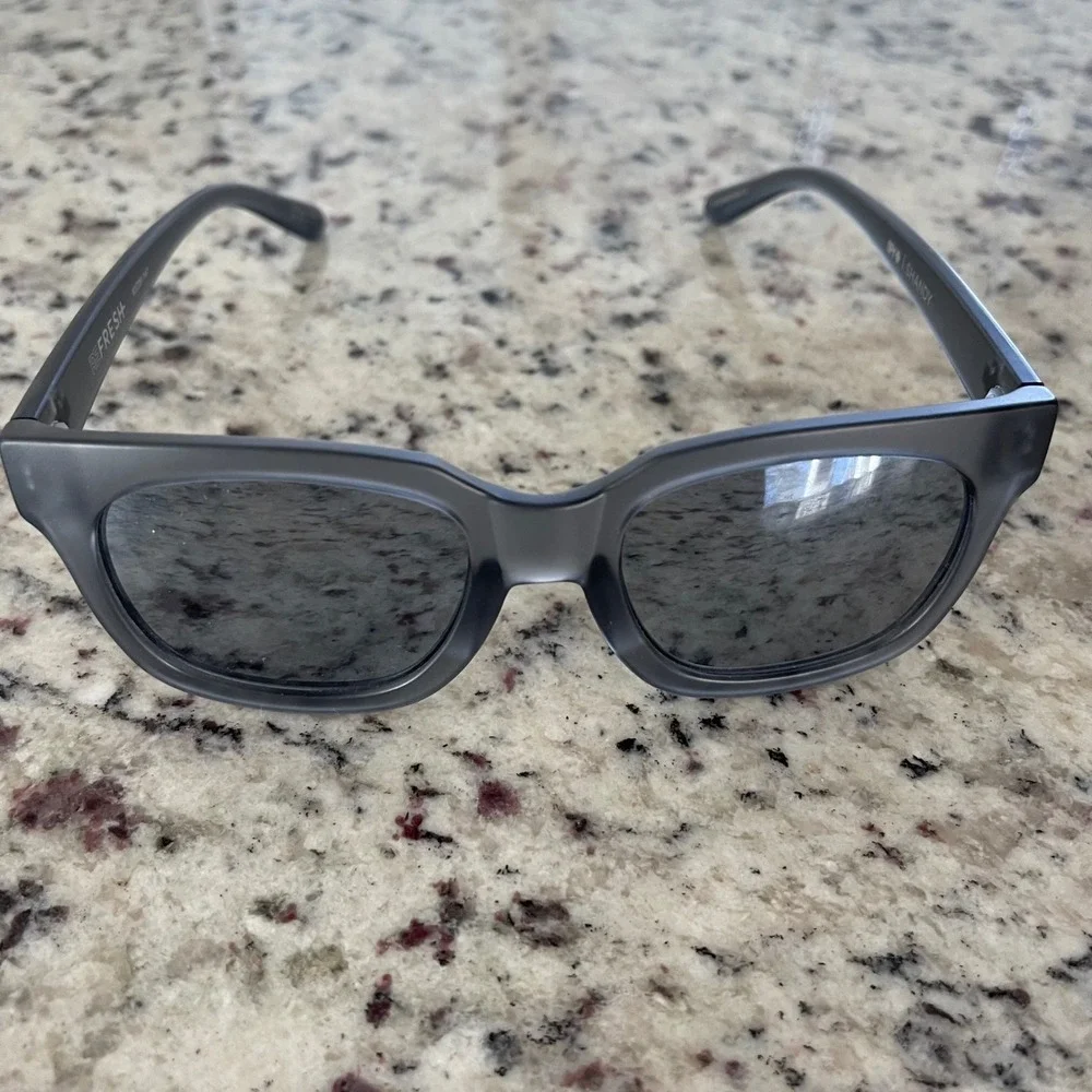 Spy Optic Shandy Matte‎ Grey Silver Mirror Square Sunglasses 52-20-147